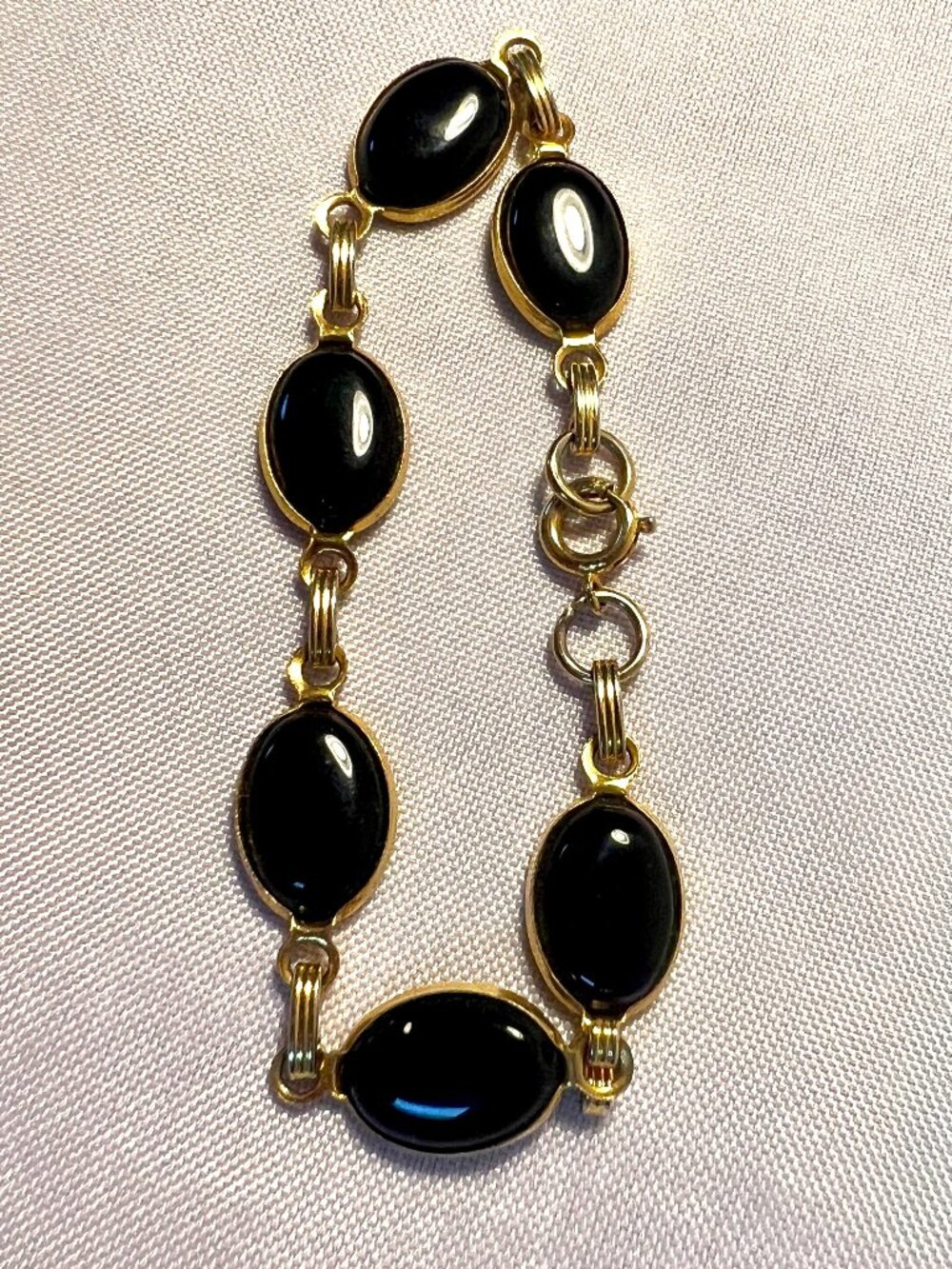 Vintage Gold Tone Black Onyx Cabochon Link Bracelet - SB2D3